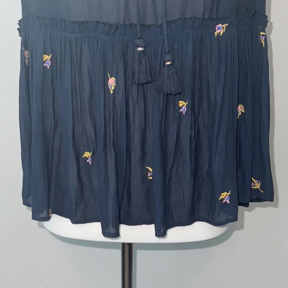 Loft Blue Sleeveless Embroidered Floral Baby doll Sheer Top Blouse Women's Small - Picture 4 of 6